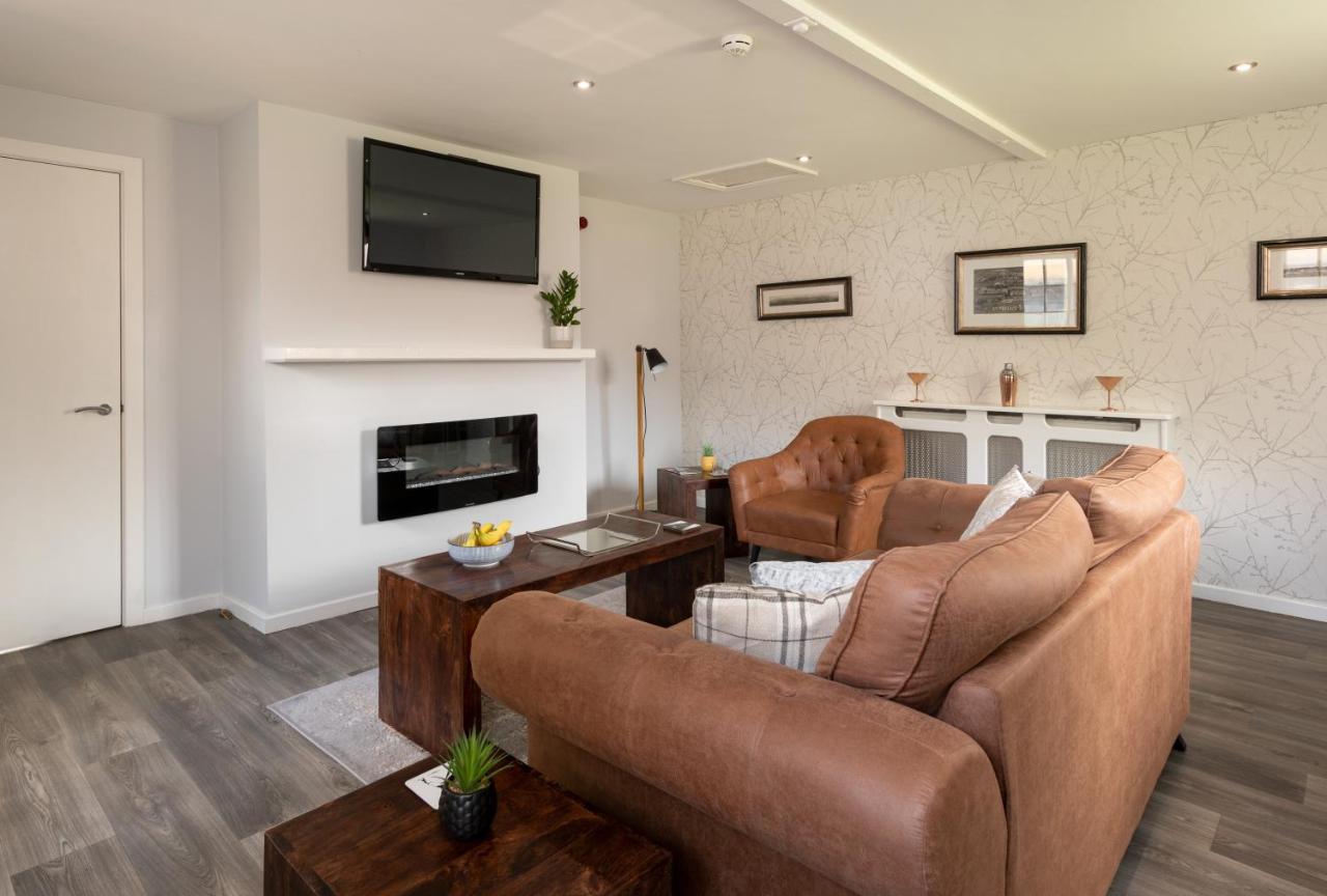 The Stable Suite At York Racecourse ภายนอก รูปภาพ